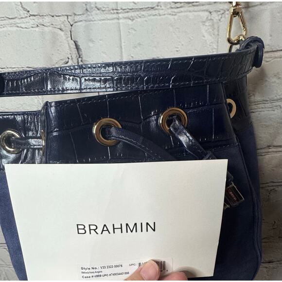 New Brahmin Melinda in Navy Angora (soft suede) bucket bag - Picture 6 of 9